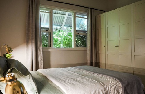 Bunbury House | The Sunshine House Bunbury - A home close to the town and beach.