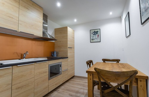 Louviers Apartment | The sweet calm, warmth and modernity to louvier