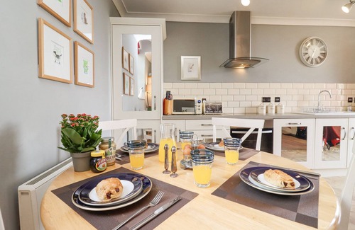 Lydney Cottage | THE TACK ROOM, pet friendly, character holiday cottage in Lydney
