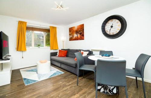 Island Gardens Apartment | The Telegraph Place