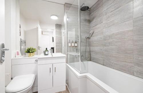 Island Gardens Apartment | The Telegraph Place