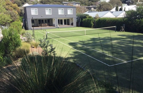 Portsea House | The Tennis Club in Portsea
