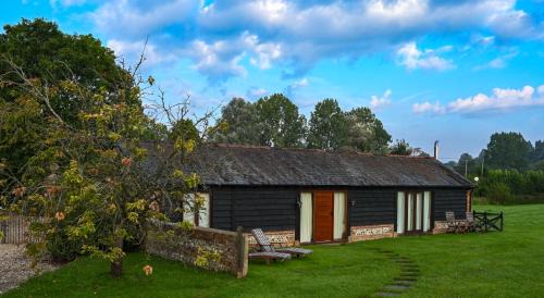 Wimborne Saint Giles Villa | The Tool Shed