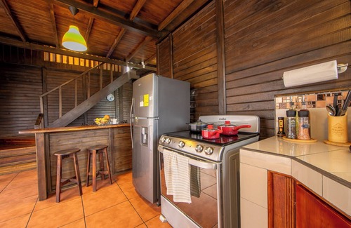 La Fortuna Cabin | The Toucan Nest - 4BR AC, Gated, Pool. Enjoy!
