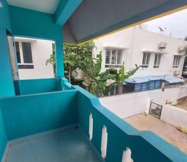 Karappakam Apartment | The Tourist