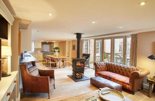 Fakenham House | The Tower Rooms