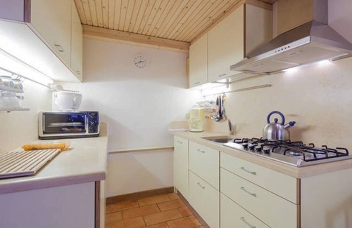 Arcugnano Apartment | The Transparent House: "The Clover" CIN: IT024006B4E63FJOXK + IT024006B4JQ4GJN8B