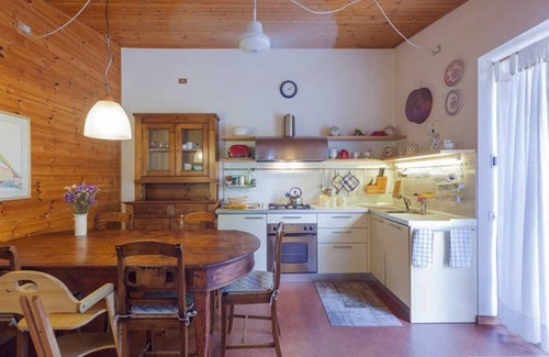 Arcugnano Apartment | The Transparent House: "The Rose" Appart. in villa-pool CIN: IT024006B4E63FJOXK