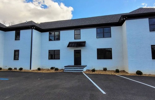 Tazewell Apartment | The Traveler on Main - Suite 4