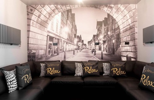 Chester Apartment | The Tudor Gathering Chester - City Centre