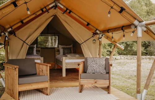 Flag Pond Apartment | The Turner Unit 1 - Glamping Retro