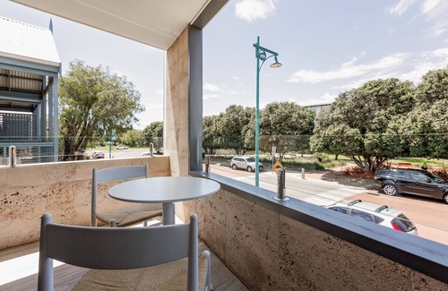 Dunsborough House | The Urban Beach House
