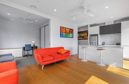 Takapuna House | The Urban Retreat - Takapuna Central Apartment