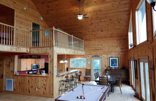 Apple Ridge Cabin | The View 4BR/4BA Mountain Lodge with Views near Blowing Rock
