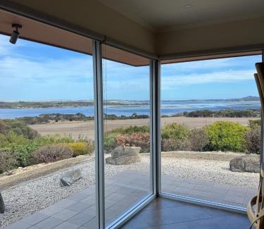 Muston House | The View at Kurrara