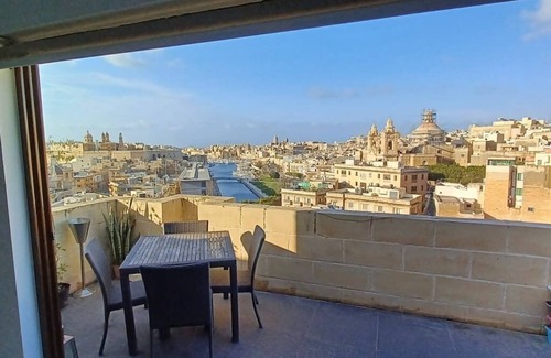 Cospicua Apartment | The View Penthuse Cospicua