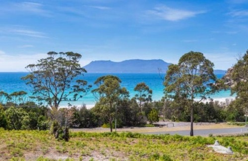 Spring Beach House | The View @ Spring Beach