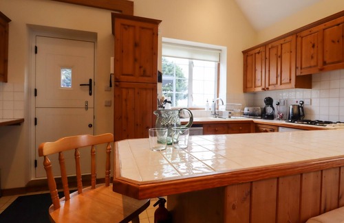 Graveney Cottage | THE VIEW, with a garden in Faversham