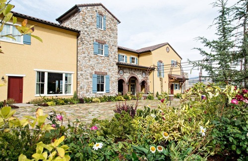 Ardenvoir Villa | The Villa at Siren Song Vineyard Estate and Winery