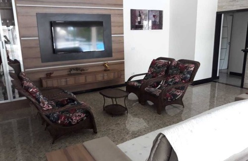 Paranapanema House | THE VILLA WITH DAM