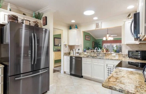 Hadley House | The Villages: Sumter Landing w/lanai & patio!