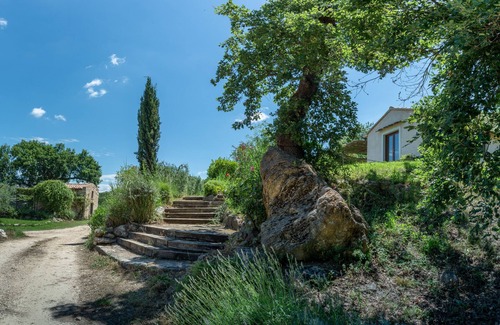 Saturnia Villa | The Villino, detached cottage with shared pool