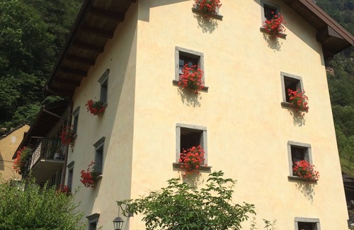 Piedilago Apartment | THE VIOLET