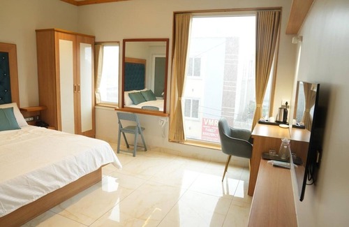 Thiruthani Hotel | THE VP RESIDENCY TOWERRS
