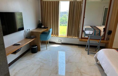 Thiruthani Hotel | The VP Residency Towerrs