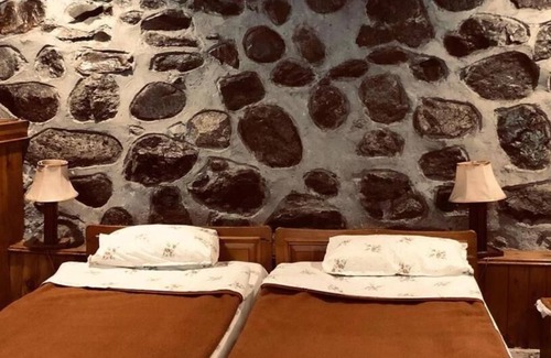 Kalam Cabin | The Walnut Heights