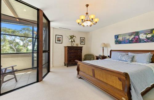 Central Mudgee House | The Warehouse Heritage Elegance in Central Mudgee