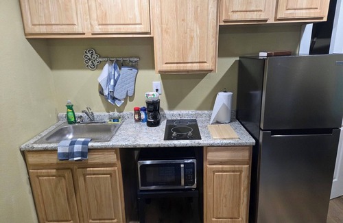 Southeast Pensacola Apartment | The Wave is private, cozy, comfortable and super chill!.