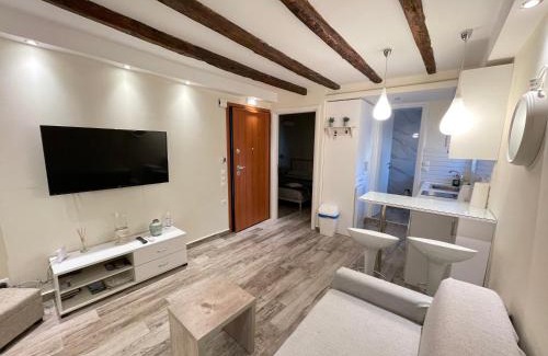 Old Town Apartment | The well