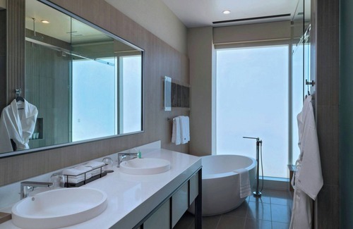 Las Colinas Hotel | The Westin Irving Convention Center at Las Colinas