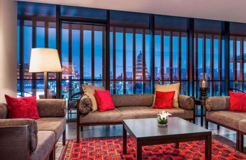 Yanta Qu Hotel | The Westin Xi'an - Enjoy 2 Free bottles of beer