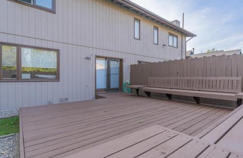 College House | The Westside Garay Townhome