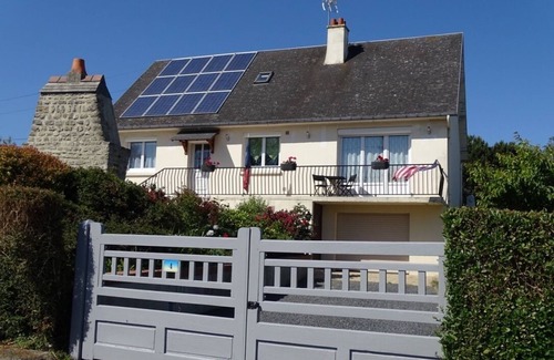 Saint-Laurent-sur-Mer House | The White House - Landing Beaches - 8-10 people