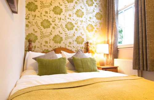 Cambridge Hotel | The White Hart Country Inn