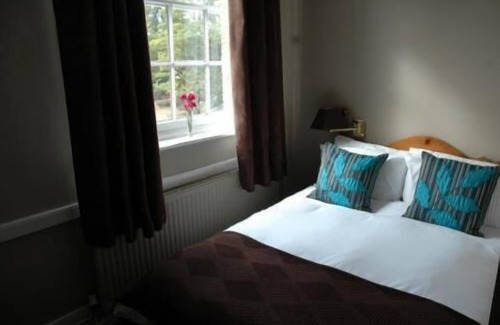 Cambridge Hotel | The White Hart Country Inn