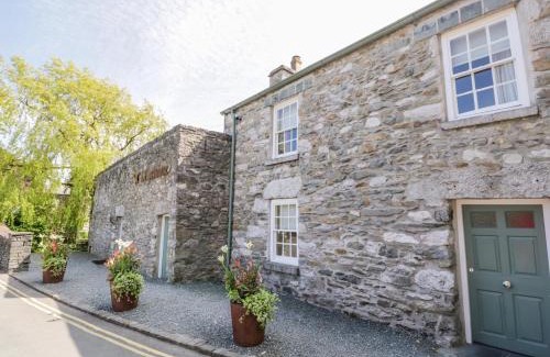 Cartmel House | The White House