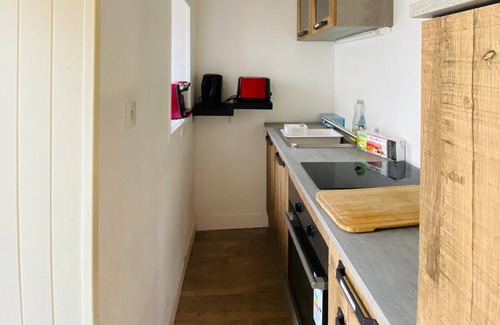 Rive Droite Apartment | The whole loc -Beautiful Bright Apartment -*WIFI 6*-