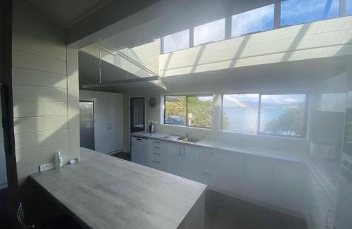 Kawaha Point House | The Willows
