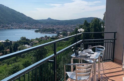 Como House | The window on Lake Como