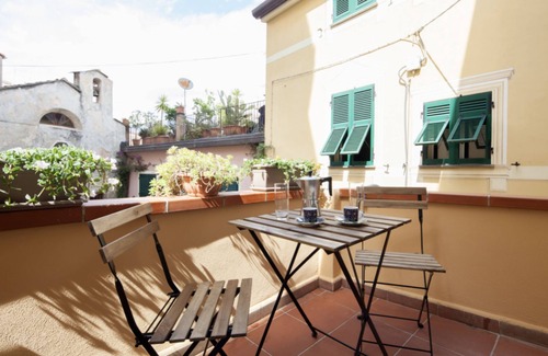 Cadimare House | The window on the sea