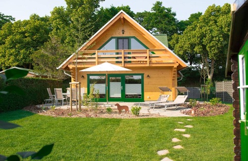 Neukalen House | The Winkler Family