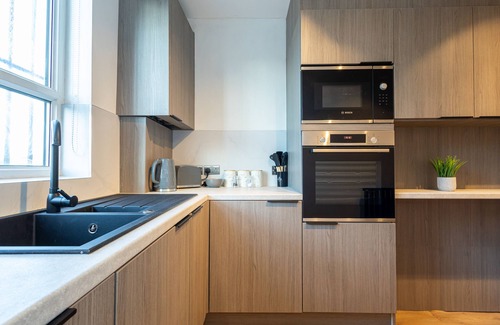 Withington Apartment | The Withington- 3 bed , close to Christie hospital and Manchester uni