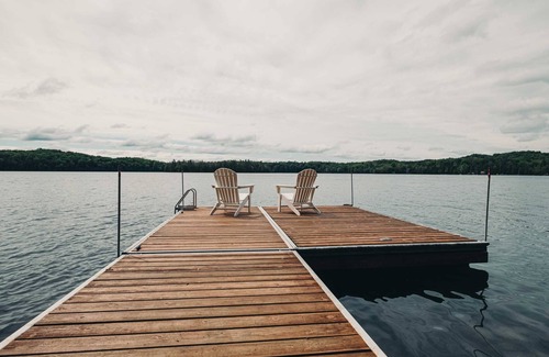 Frontenac Ski Chalet | The Wolfe Lake House - Great Wifi by Westport