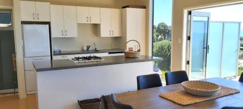 Rings Beach House | The Wow House