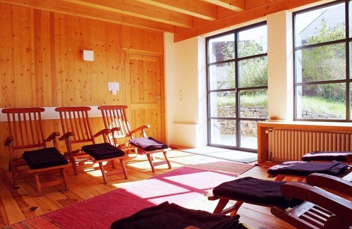 Irmenach House | The yellow vacation home