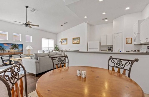 Tuscan Hills House | Themed 4 bed house, private pool , Close to Disney
